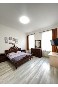 Сниму квартиру посуточно в Украине