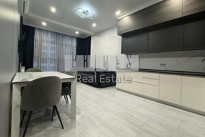 Долгосрочная аренда квартиры, Киев, р‑н. Черная Гора, Андрея Верхогляда (Драгомирова) улица, дом 15А