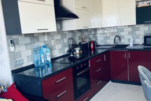 Продажа квартиры, Одесса, р‑н. Ближние Мельницы, Якова Бреуса (Лагерня) улица, дом 63/1