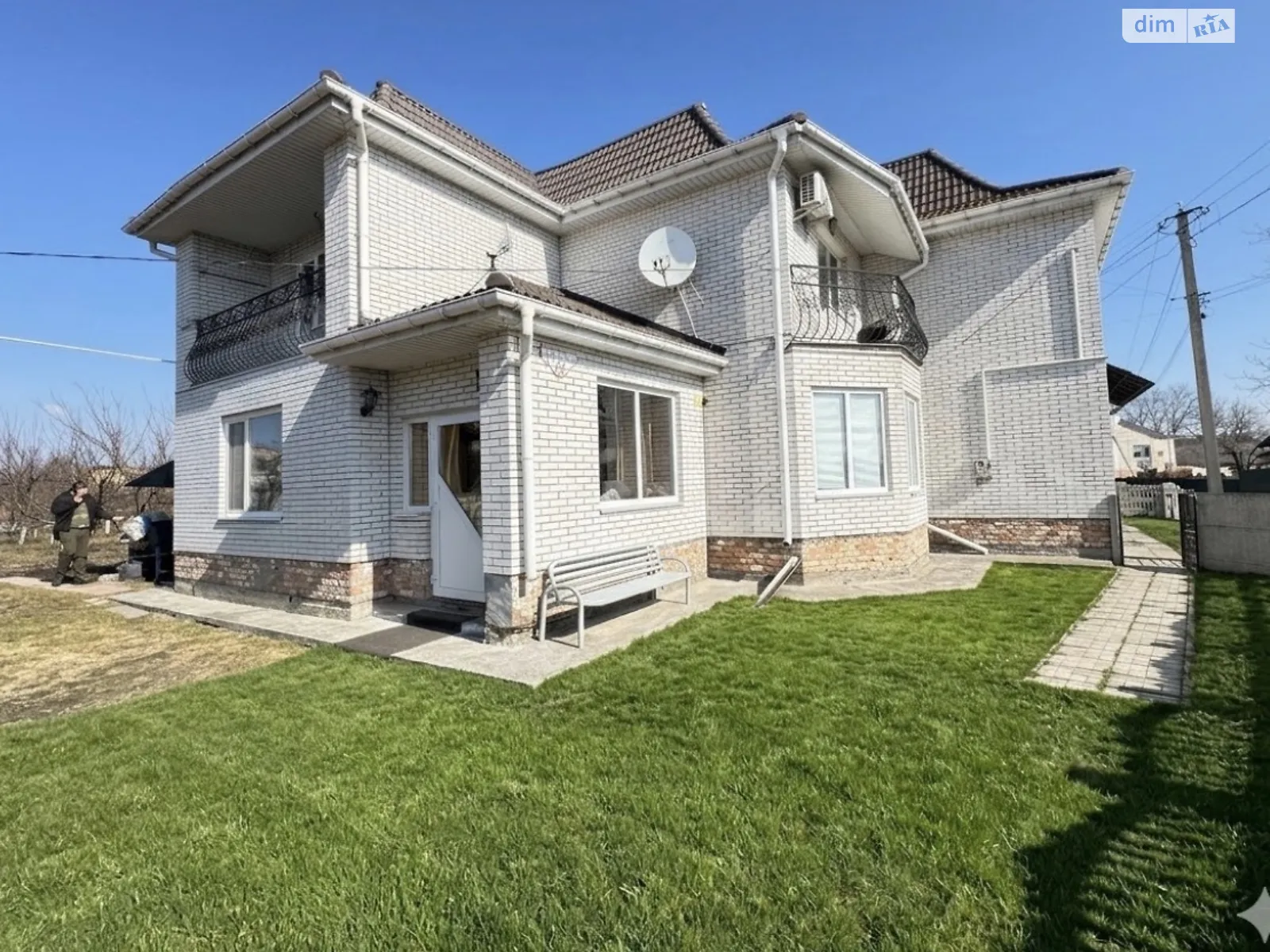 Продается дом на 2 этажа 175.4 кв. м с мебелью, цена: 130000 $ - фото 1