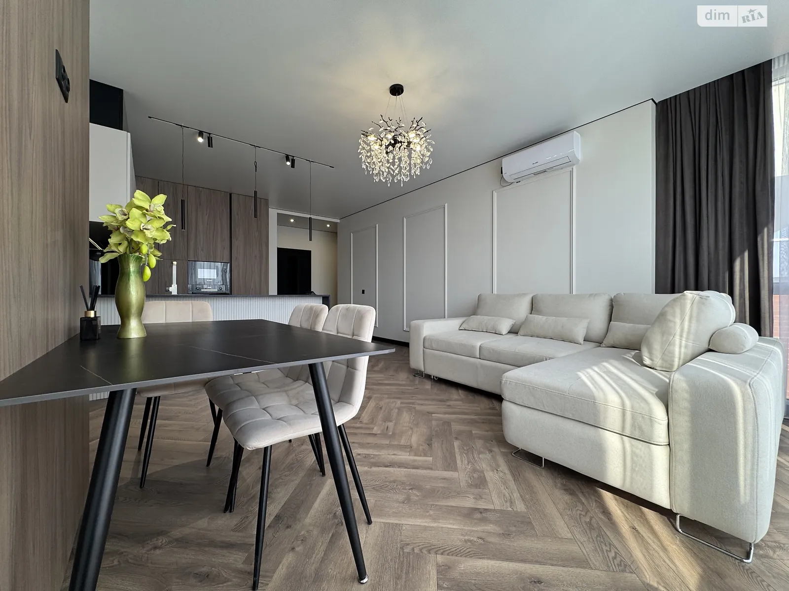 2-кімнатна квартира 81 кв. м у Тернополі, цена: 117000 $ - фото 1