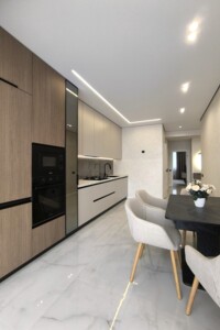 Продаж квартири, Івано-Франківськ, р‑н. Центр, Височана Семена вулиця, буд. 18, кв. 34