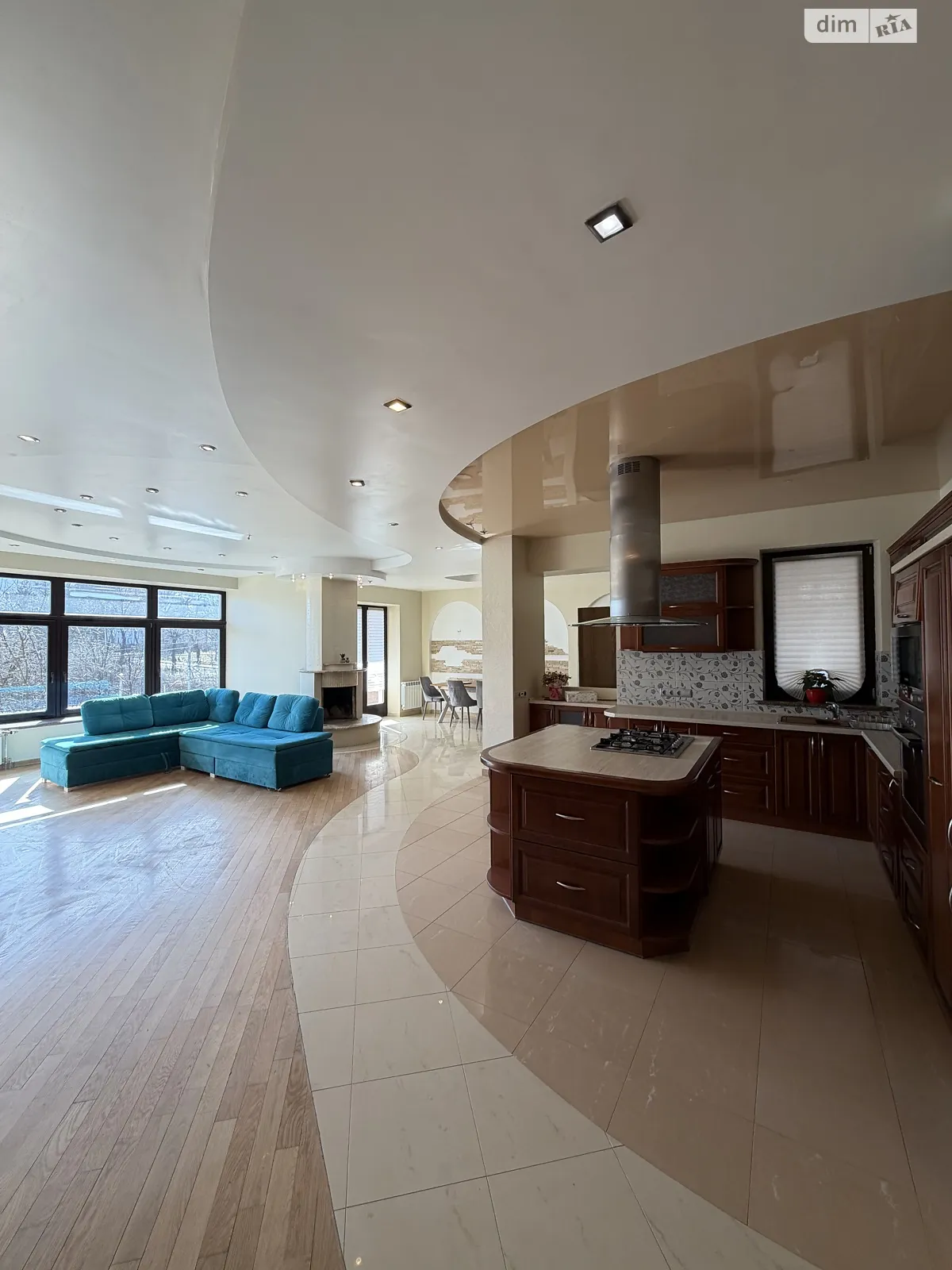 Продается дом на 2 этажа 191.3 кв. м с беседкой, цена: 285000 $ - фото 1