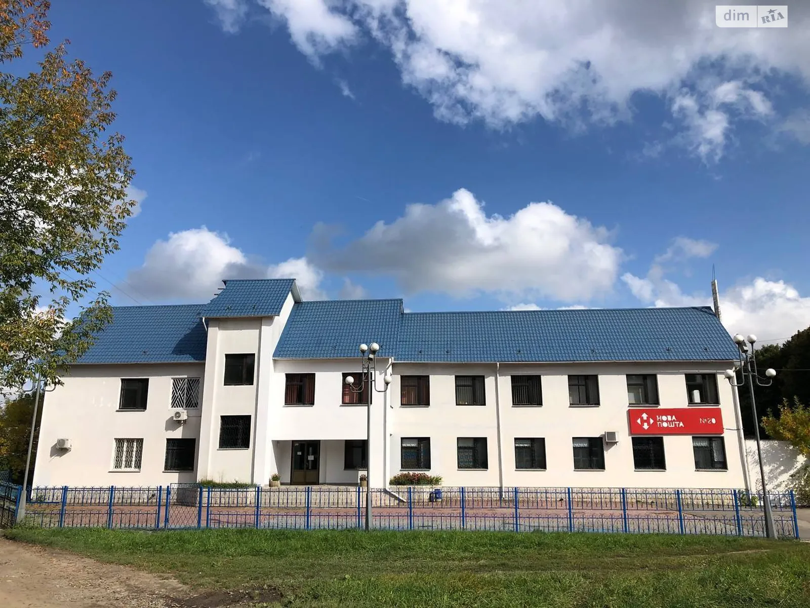 Продается объект сферы услуг 3430.4 кв. м в 1-этажном здании, цена: 1400000 $ - фото 1