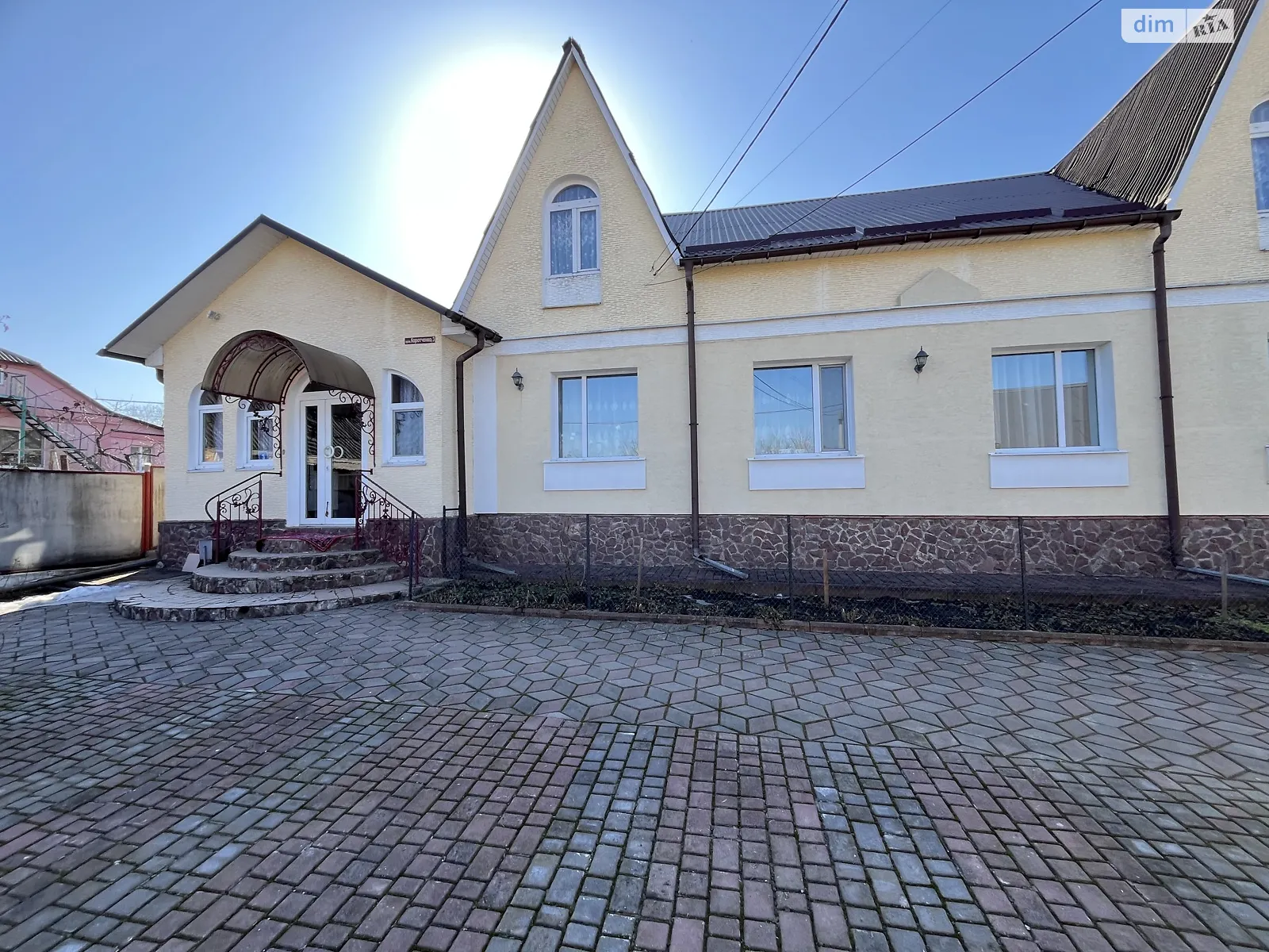 Продается одноэтажный дом 151.6 кв. м с подвалом, цена: 160000 $ - фото 1