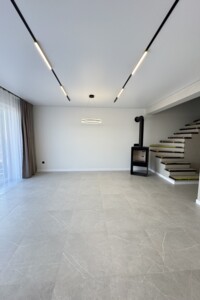 Продаж таунхауса, Івано-Франківськ, буд. 25