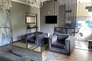 Продажа квартиры, Киев, р‑н. Липки, ст.м. Площадь Украинских Героев(Льва Толстого), Круглоуниверситетская улица, дом 2/1