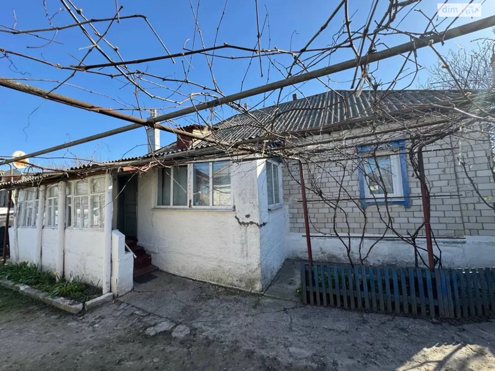 Продается одноэтажный дом 75 кв. м с камином, цена: 10000 $ - фото 1