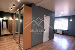 Продажа квартиры, Днепропетровская, Кривой Рог, р‑н. Металлургический, Соборности (Косиора) улица, дом 8