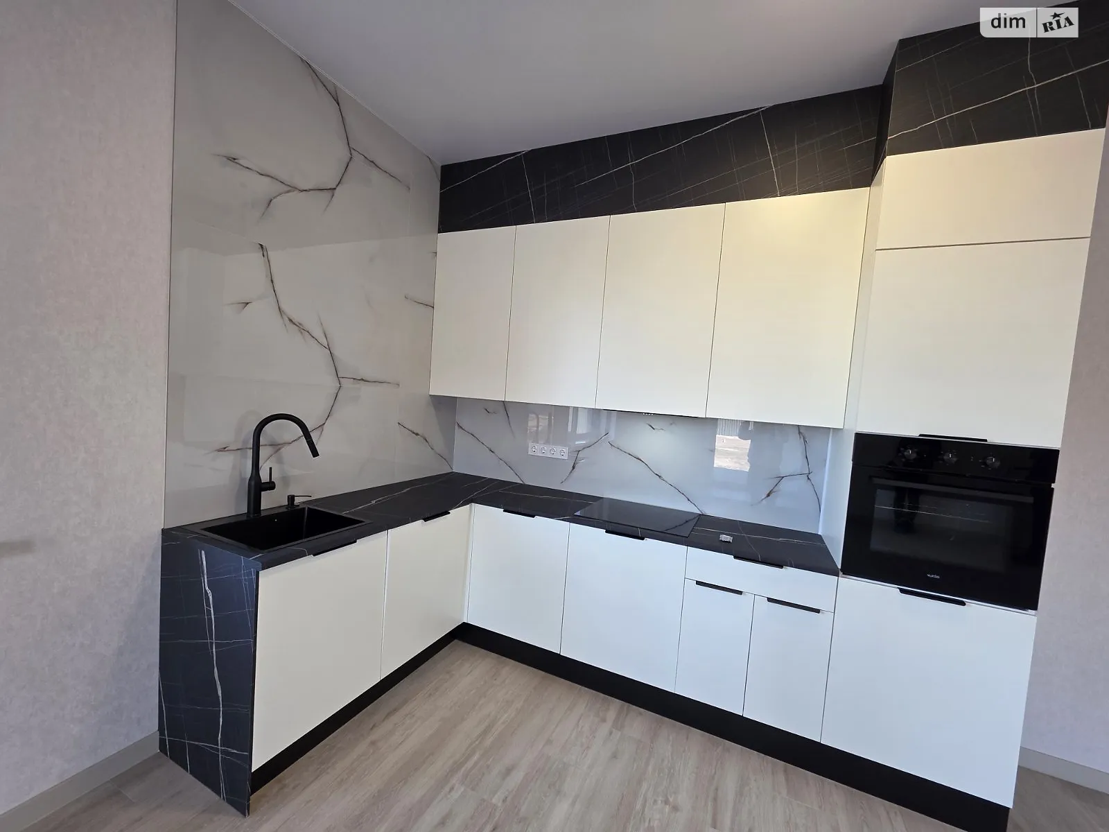 Продается одноэтажный дом 125 кв. м с мебелью, цена: 159990 $ - фото 1