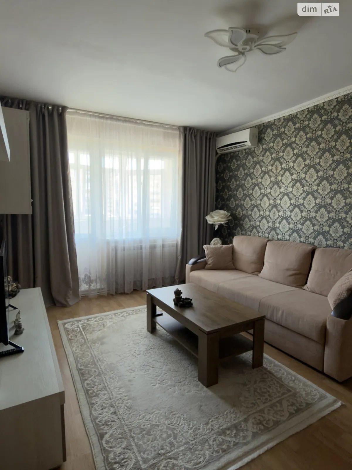 Продается 2-комнатная квартира 48.4 кв. м в Ужгороде, цена: 78500 $ - фото 1