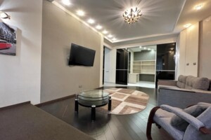 Продаж квартири, Київ, р‑н. Чорна Гора, ст.м. Звіринецька(Дружби народів), Андрія Верхогляда (Драгомирова) вулиця, буд. 12