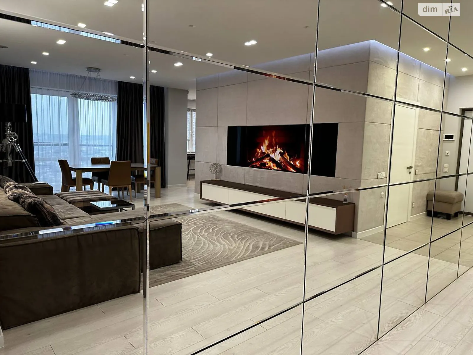 Сдается в аренду 3-комнатная квартира 125 кв. м в Днепре - фото 1