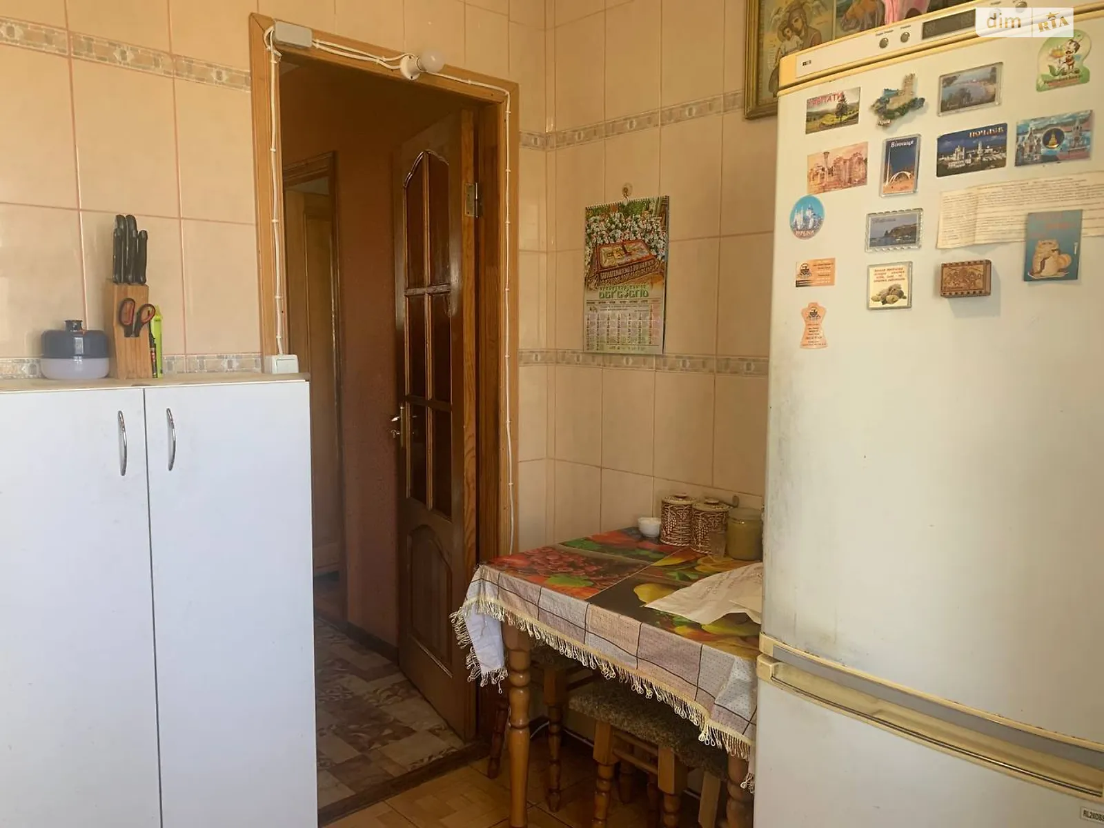 Здається в оренду кімната 46 кв. м у Хмельницькому, цена: 2800 грн - фото 1