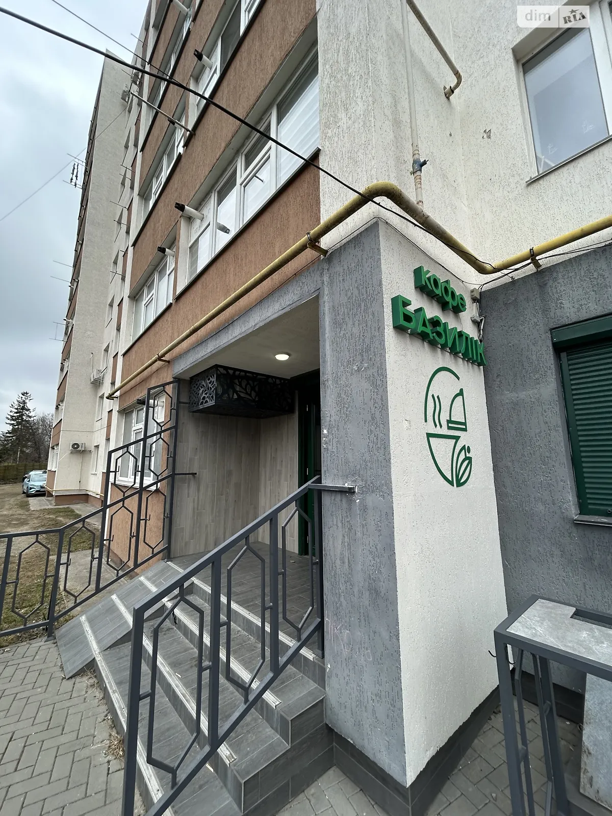 Продается офис 133 кв. м в бизнес-центре, цена: 110000 $ - фото 1