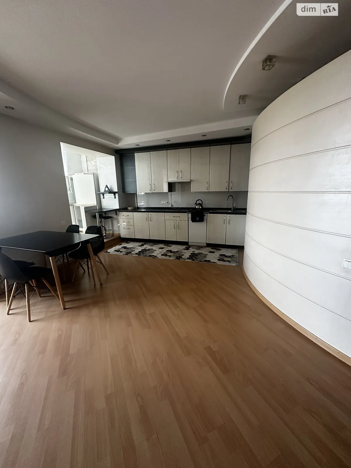 Продается 2-комнатная квартира 101.8 кв. м в Черноморске, цена: 73000 $ - фото 1