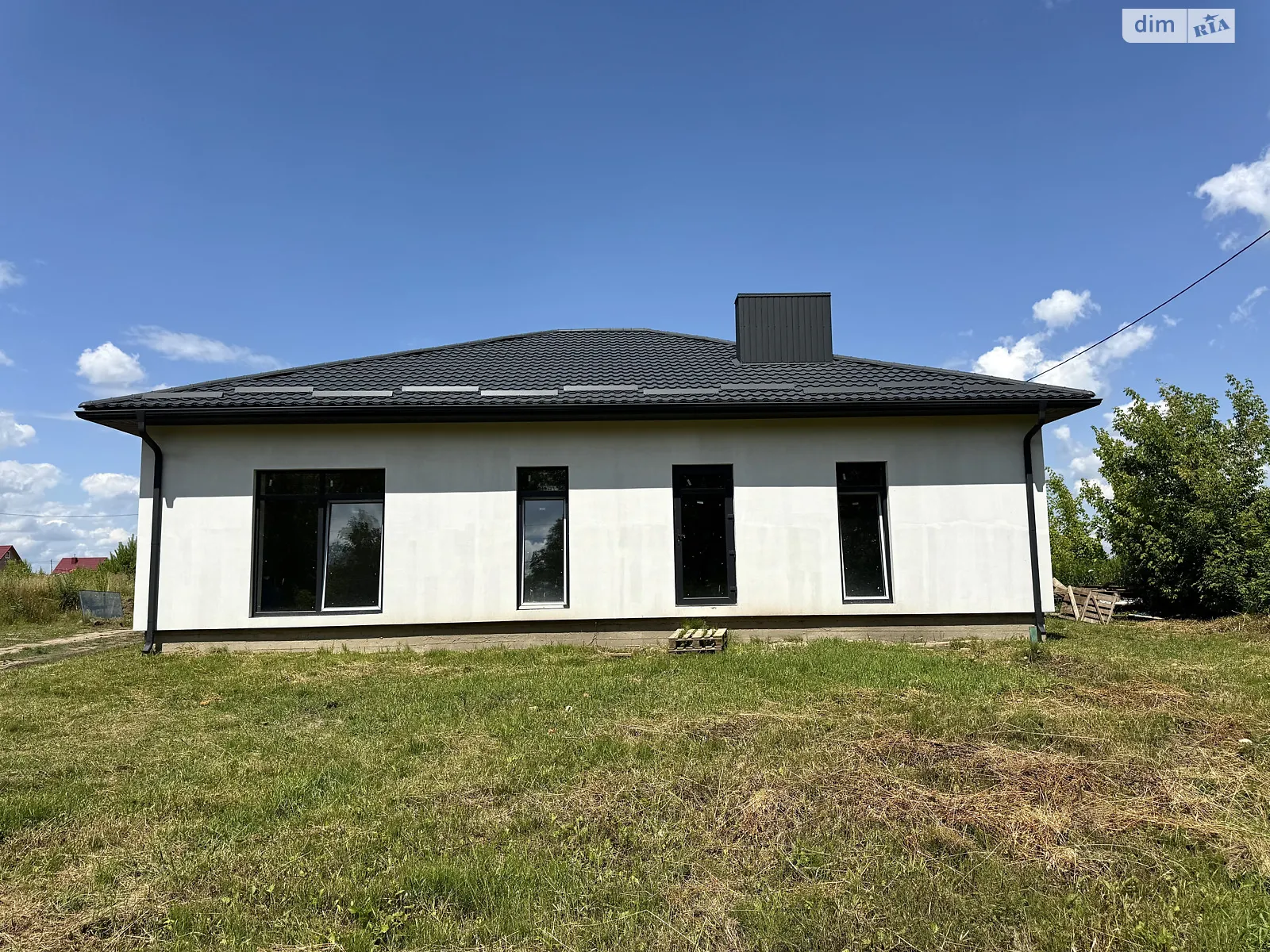 Продається одноповерховий будинок 136.43 кв. м з ділянкою, цена: 115000 $ - фото 1