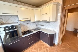 Продаж квартири, Дніпро, р‑н. Проспект Поля, Хмельницького Богдана проспект