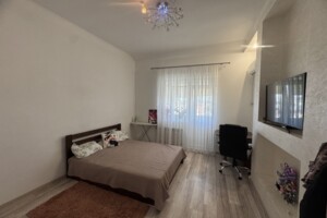 Продажа квартиры, Закарпатская, Минай, Августина Волошина улица