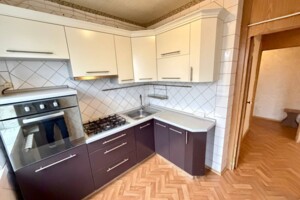 Продажа квартиры, Днепр, р‑н. Проспект Поля, Хмельницкого Богдана (Героев Сталинграда) проспект, дом 8Б