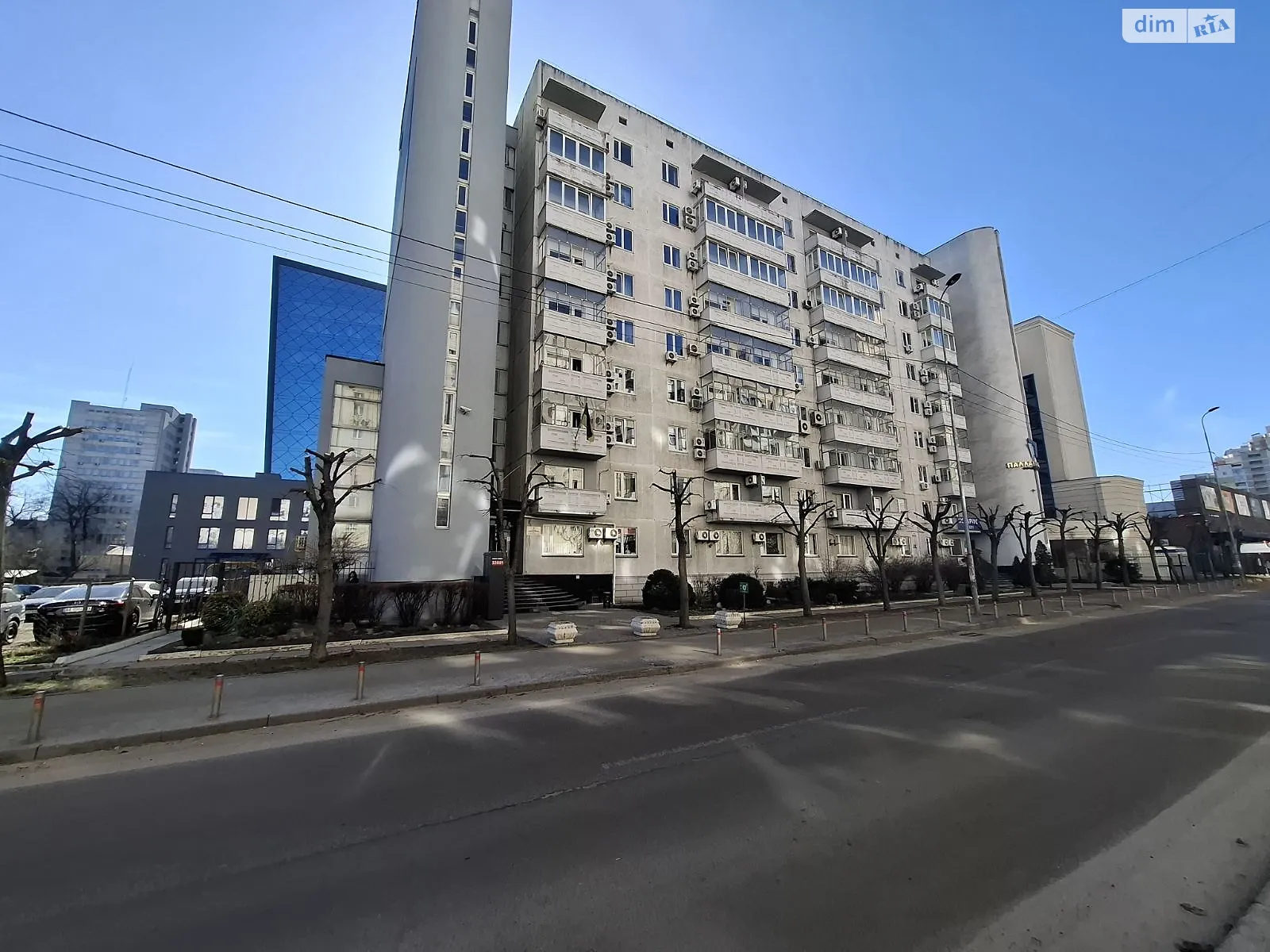 Продается офис 31 кв. м в бизнес-центре, цена: 39680 $ - фото 1