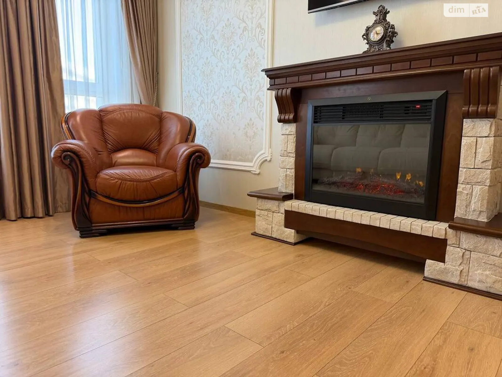 просп. Николая Бажана, 1А Дарницкий Киев ЖК Заречный Славутич - фото 1