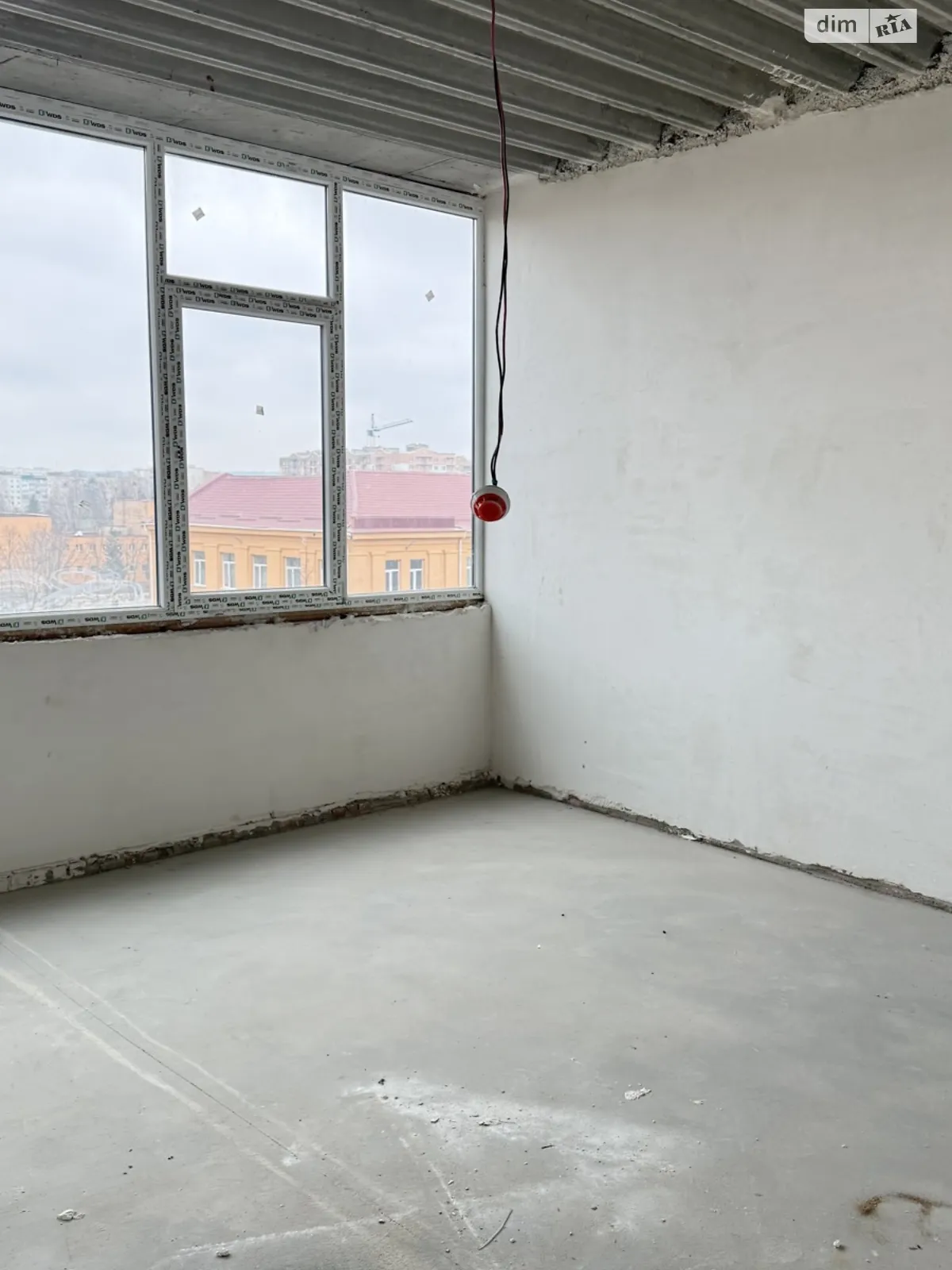 Продается офис 30 кв. м в бизнес-центре, цена: 29000 $ - фото 1