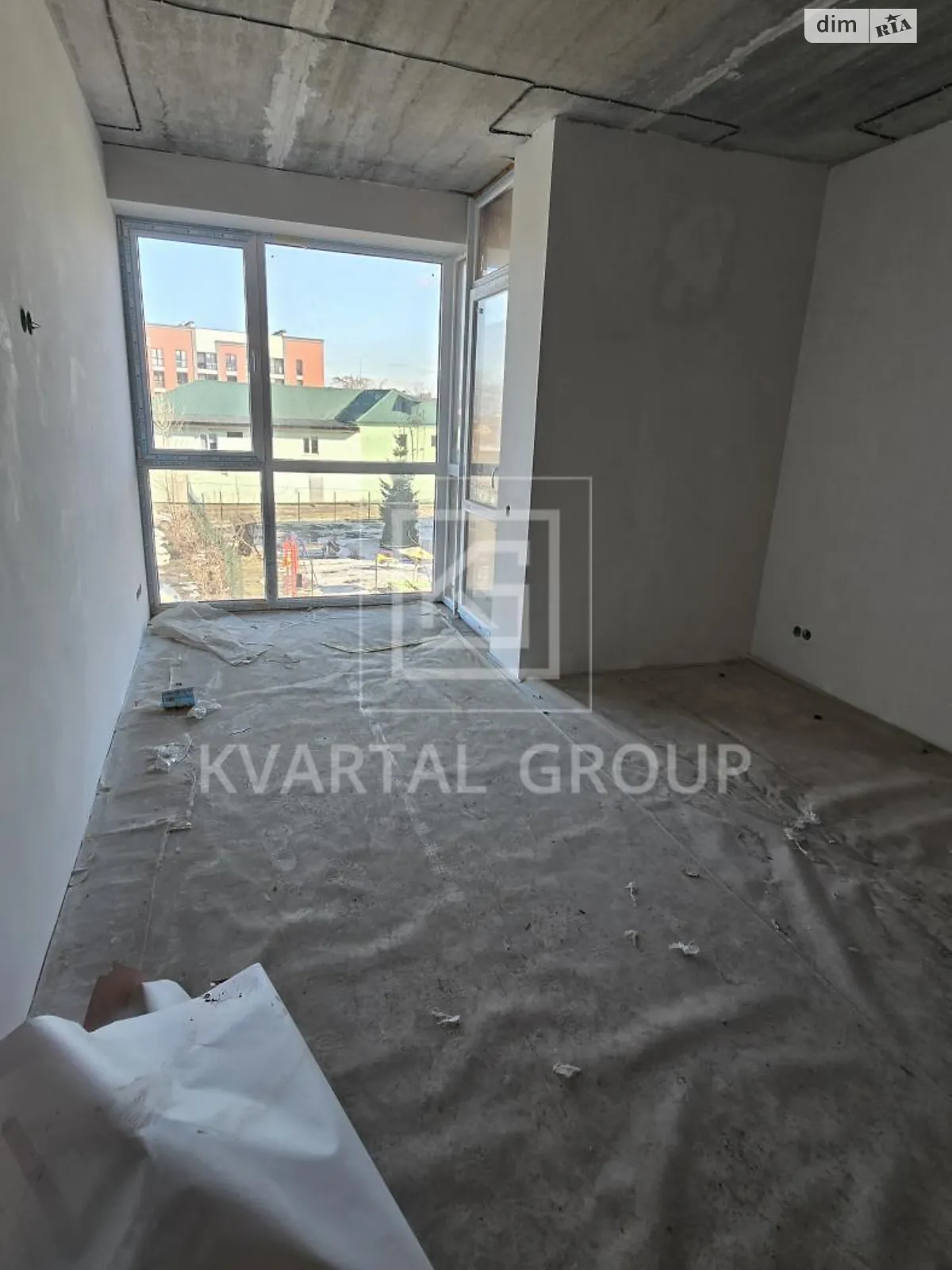 Продается 2-комнатная квартира 60.4 кв. м в Гостомеле, ул. Молодежная - фото 1