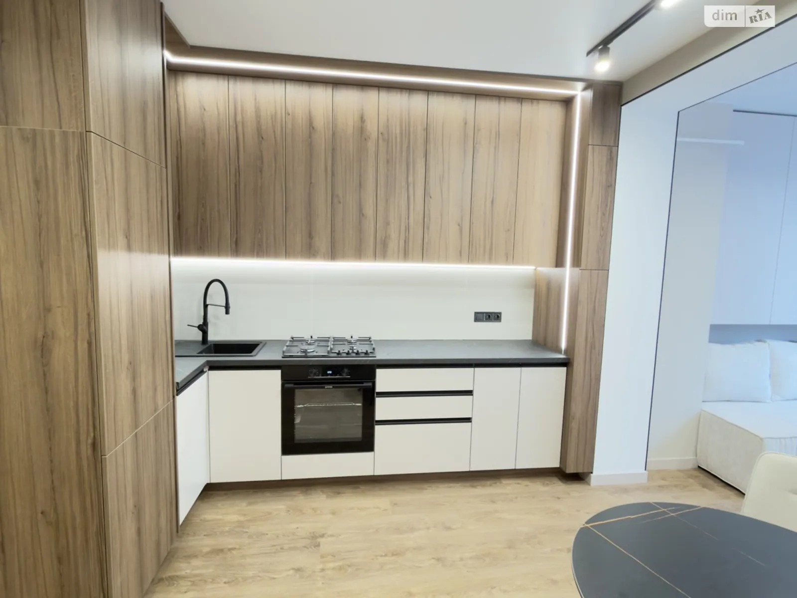 Продается 1-комнатная квартира 41 кв. м в Софиевской Борщаговке, ул. Григория Сковороды, 14 - фото 1