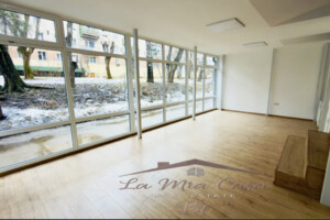 Долгосрочная аренда коммерческого помещения, Черновцы, р‑н. Шевченковский, Небесной Сотни улица