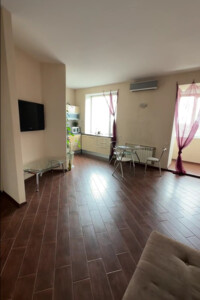 Довгострокова оренда квартири, Запоріжжя, р‑н. Вознесенівський (Орджонікідзевський), Соборний проспект, буд. 174А