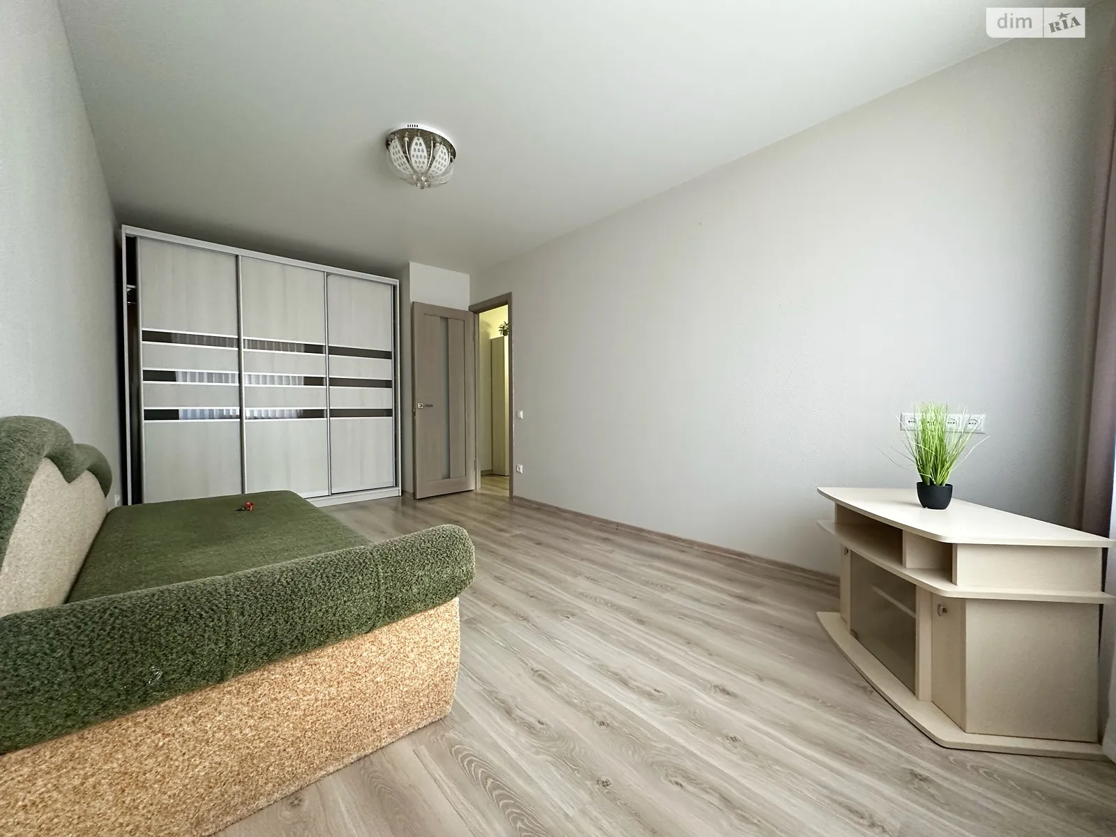 Продается 1-комнатная квартира 30.7 кв. м в, цена: 38500 $ - фото 1