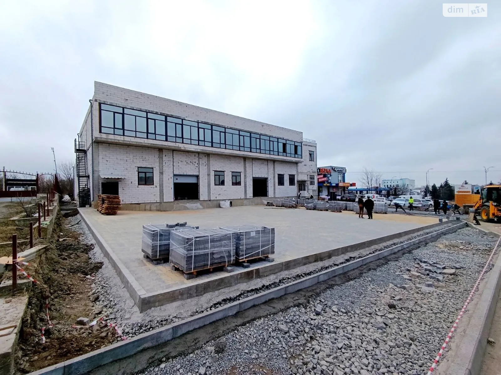 Сдается в аренду офис 49.5 кв. м в бизнес-центре, цена: 14850 грн - фото 1