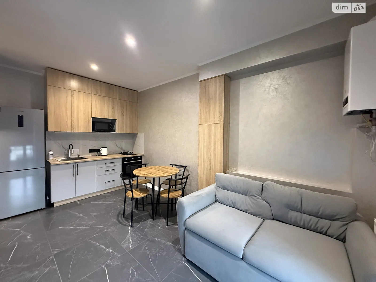 Здається в оренду 1-кімнатна квартира 42.3 кв. м у Ужгороді, вул. Капушанська(Перемоги) - фото 1