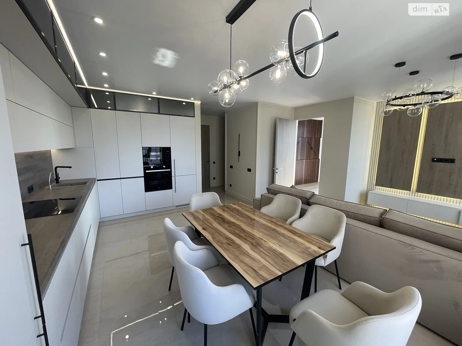 Продается 2-комнатная квартира 73.03 кв. м в Киеве, цена: 169900 $ - фото 1