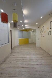 Продажа коммерческого помещения, Киевская, Ирпень, р‑н. Ирпень, Западная улица, дом 12