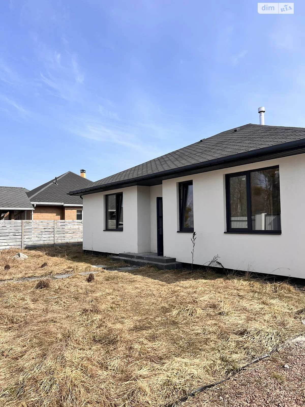 Продается одноэтажный дом 95 кв. м с участком, цена: 111000 $ - фото 1