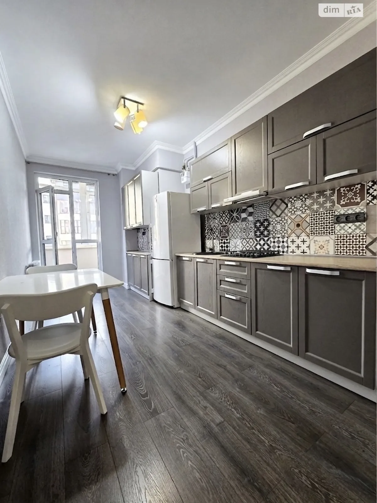 Сдается в аренду 2-комнатная квартира 60 кв. м в Черновцах, ул. Александра Петрищука(Суворова Александра) - фото 1