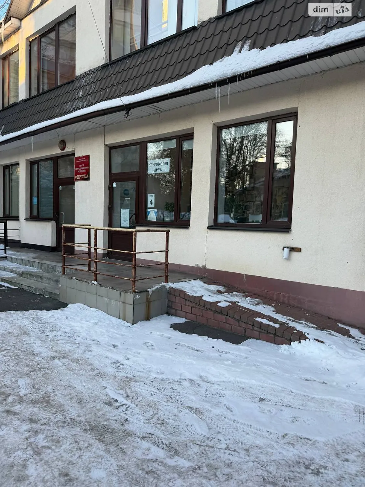 Сдается в аренду помещения свободного назначения 25 кв. м в 2-этажном здании, цена: 14000 грн - фото 1