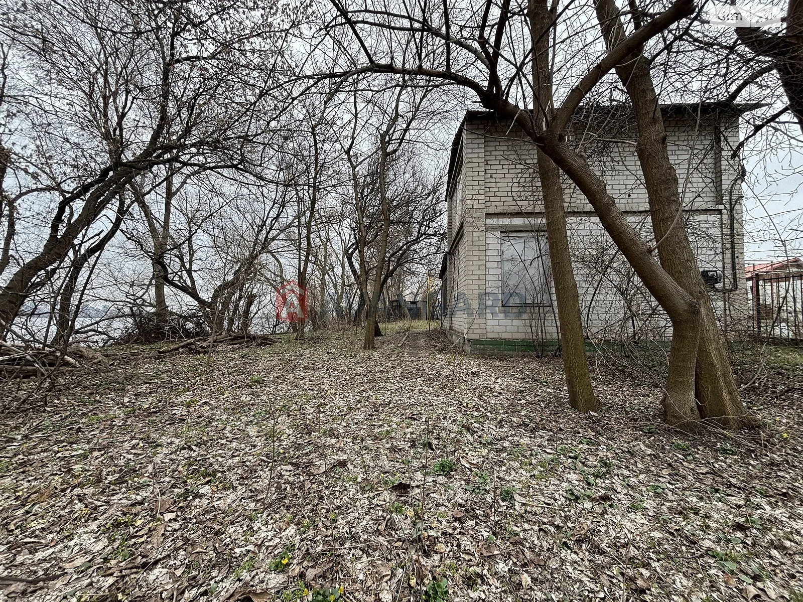 Продается дом на 2 этажа 51 кв. м с мансардой, цена: 19000 $ - фото 1