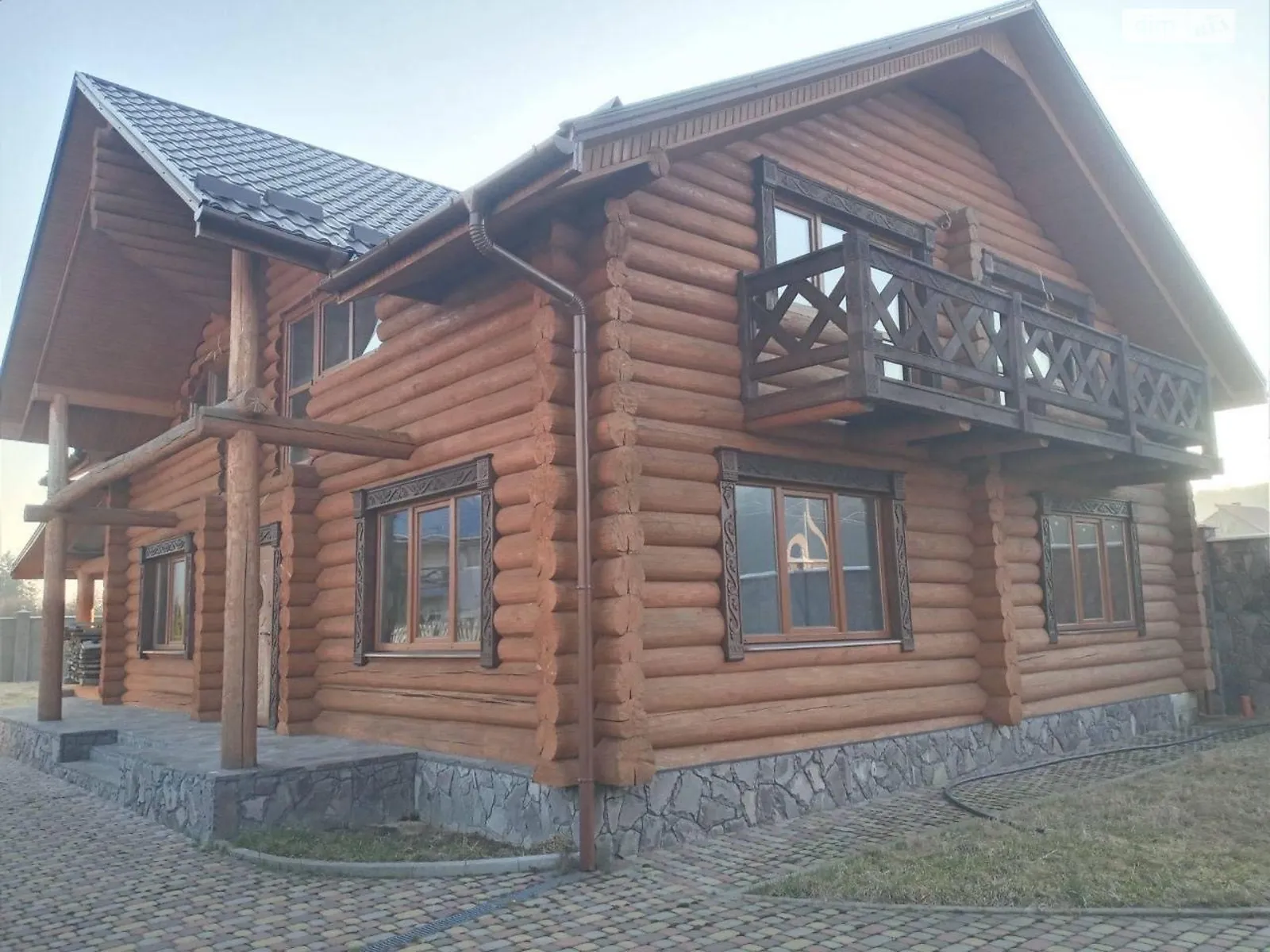 Продается дом на 2 этажа 240 кв. м с гаражом, цена: 150000 $ - фото 1