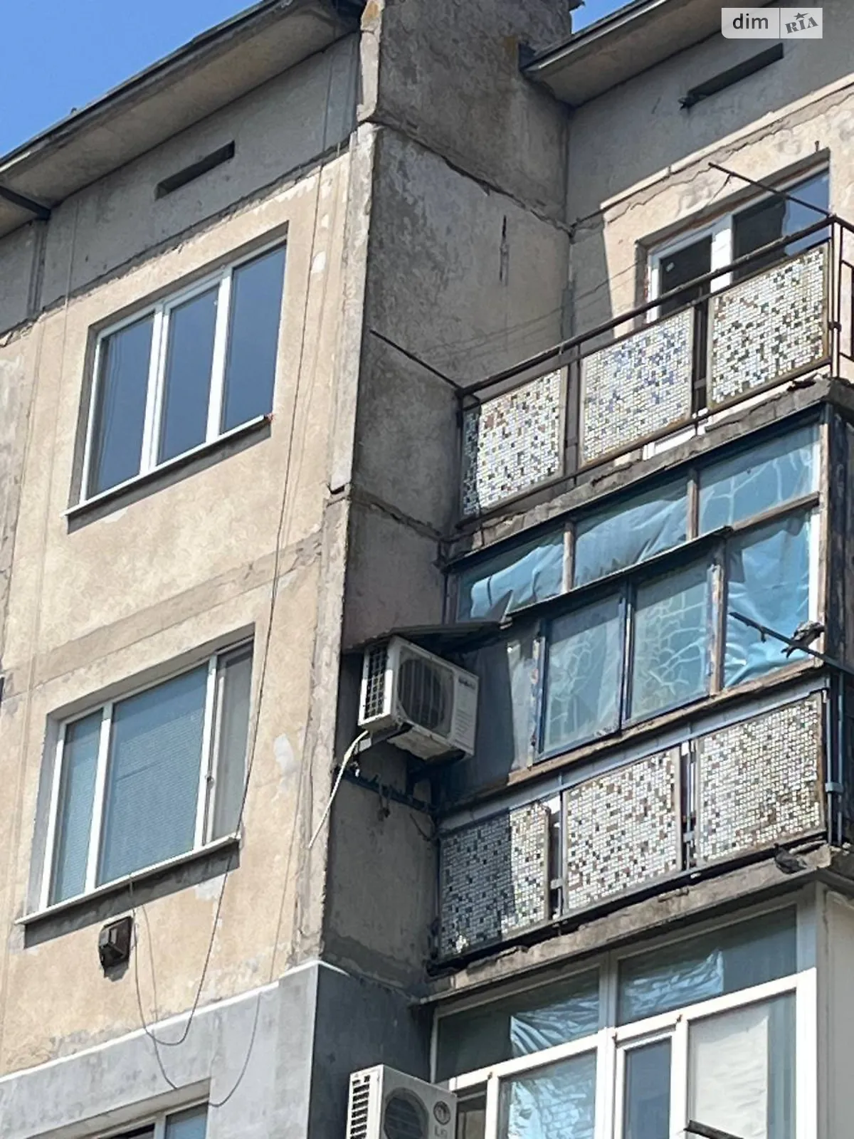 Продается 3-комнатная квартира 67.6 кв. м в Баштанке, ул. Берегового, 2 - фото 1