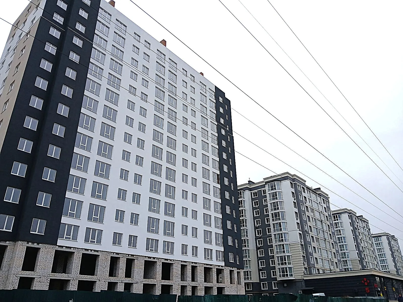 Продается 1-комнатная квартира 38.71 кв. м в Буче, пер. Тихого, 4 - фото 1