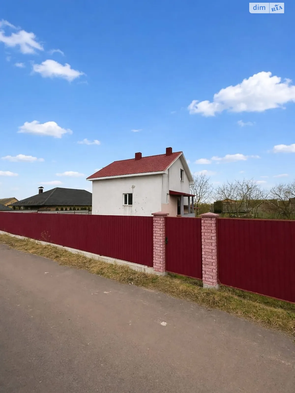 Продается дом на 2 этажа 220.7 кв. м с беседкой, цена: 55000 $ - фото 1