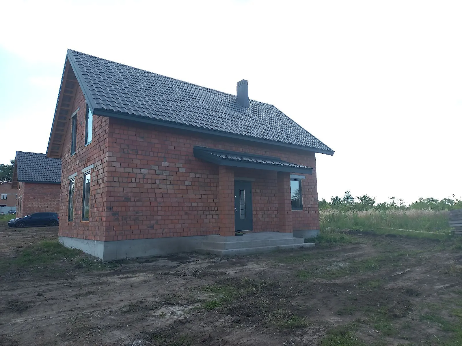 Продается дом на 2 этажа 120 кв. м с камином, цена: 65009 $ - фото 1