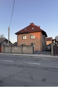 Куплю часть дома Львовской области