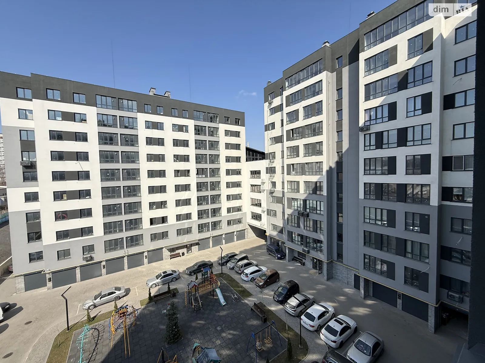 Продается 2-комнатная квартира 69 кв. м в Хмельницком, ул. Озерная, 16Б - фото 1