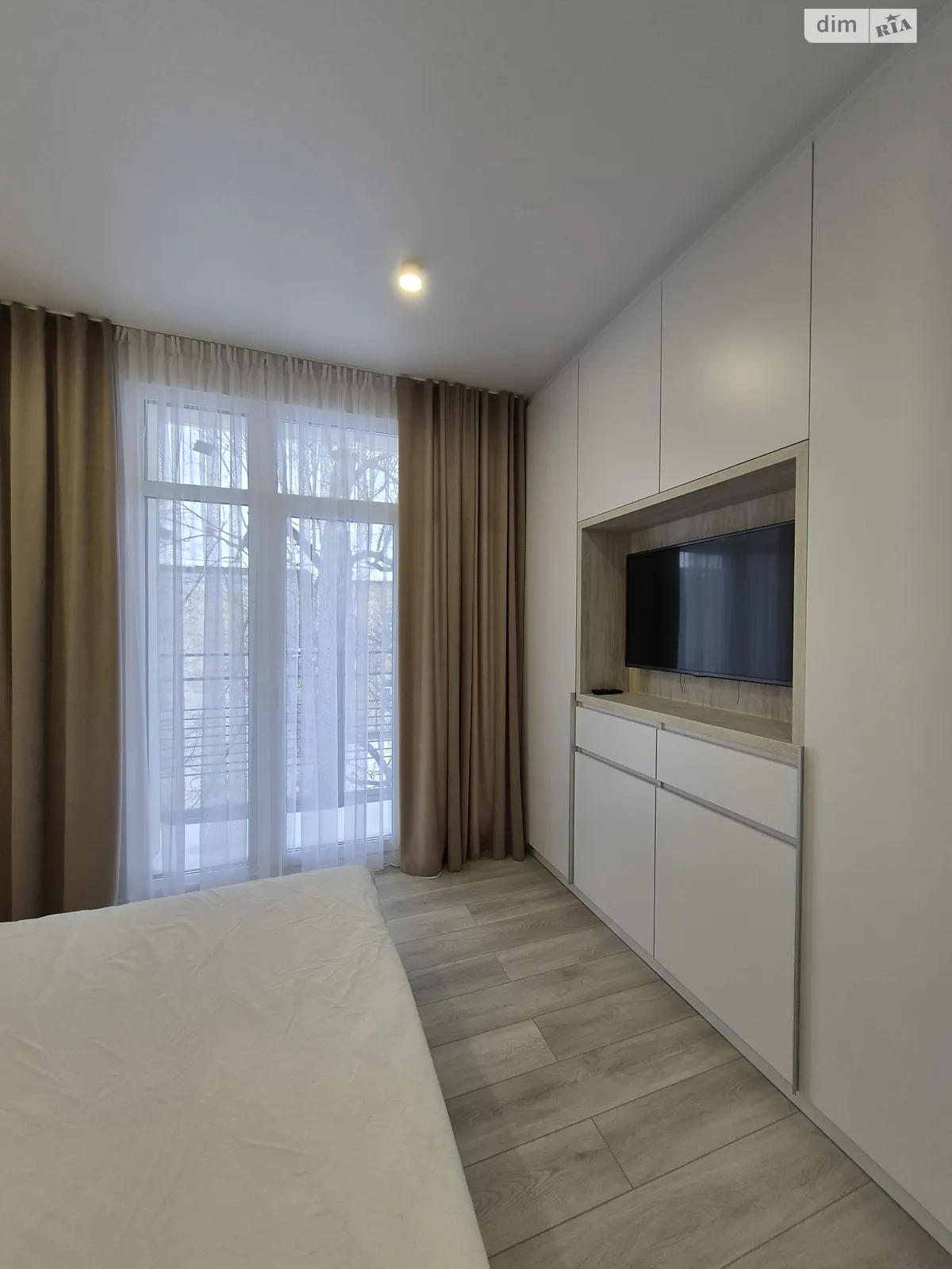 Продается 2-комнатная квартира 42 кв. м в Днепре, ул. Солидарности, 4 - фото 1