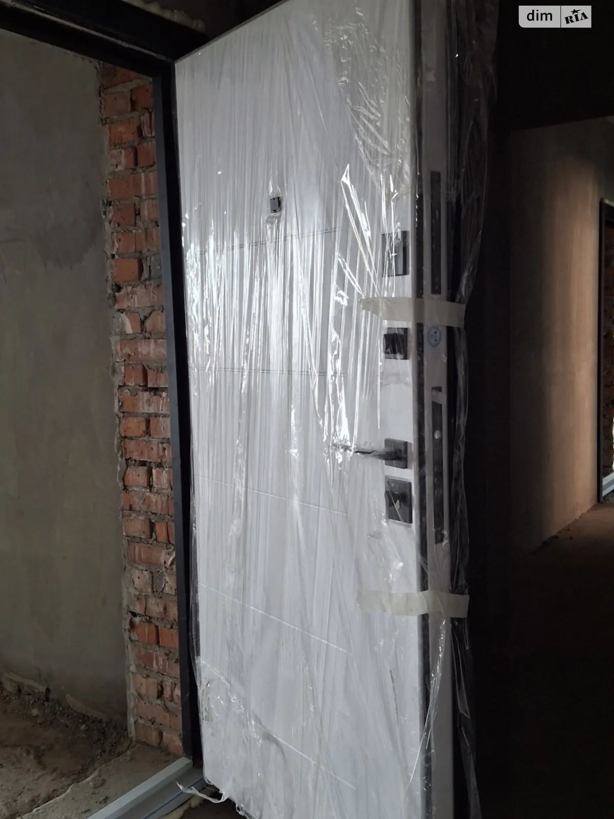 Продается 1-комнатная квартира 38.2 кв. м в Хмельницком, ул. Романа Шухевича(Курчатова), 8/4 - фото 1