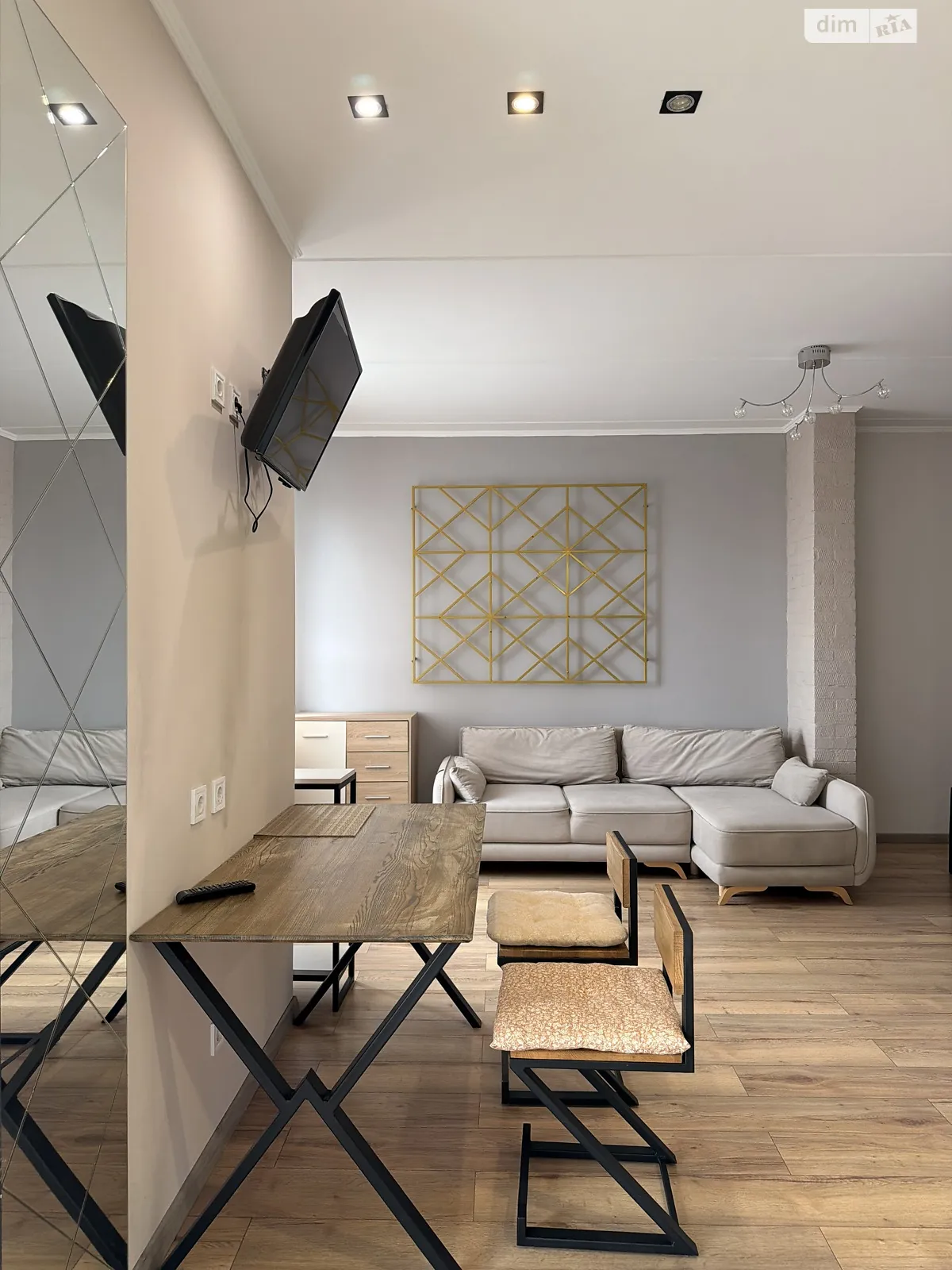 Здається в оренду 1-кімнатна квартира 43 кв. м у Хмельницькому, вул. Вінницька, 1/3 - фото 1